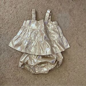 Baby Gap 2-piece outfit